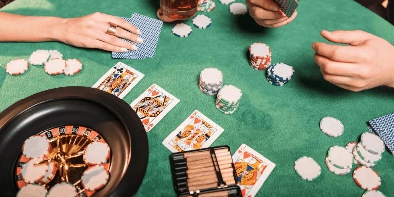 Late Position giúp tối đa lợi thế, quan sát và kiểm soát ván bài